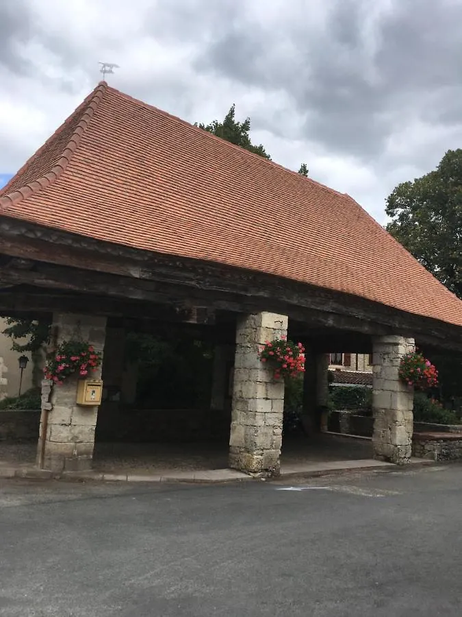 Gite Zoé Creysse  Creysse (Lot)